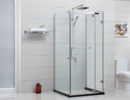 Phòng tắm kính mở quay